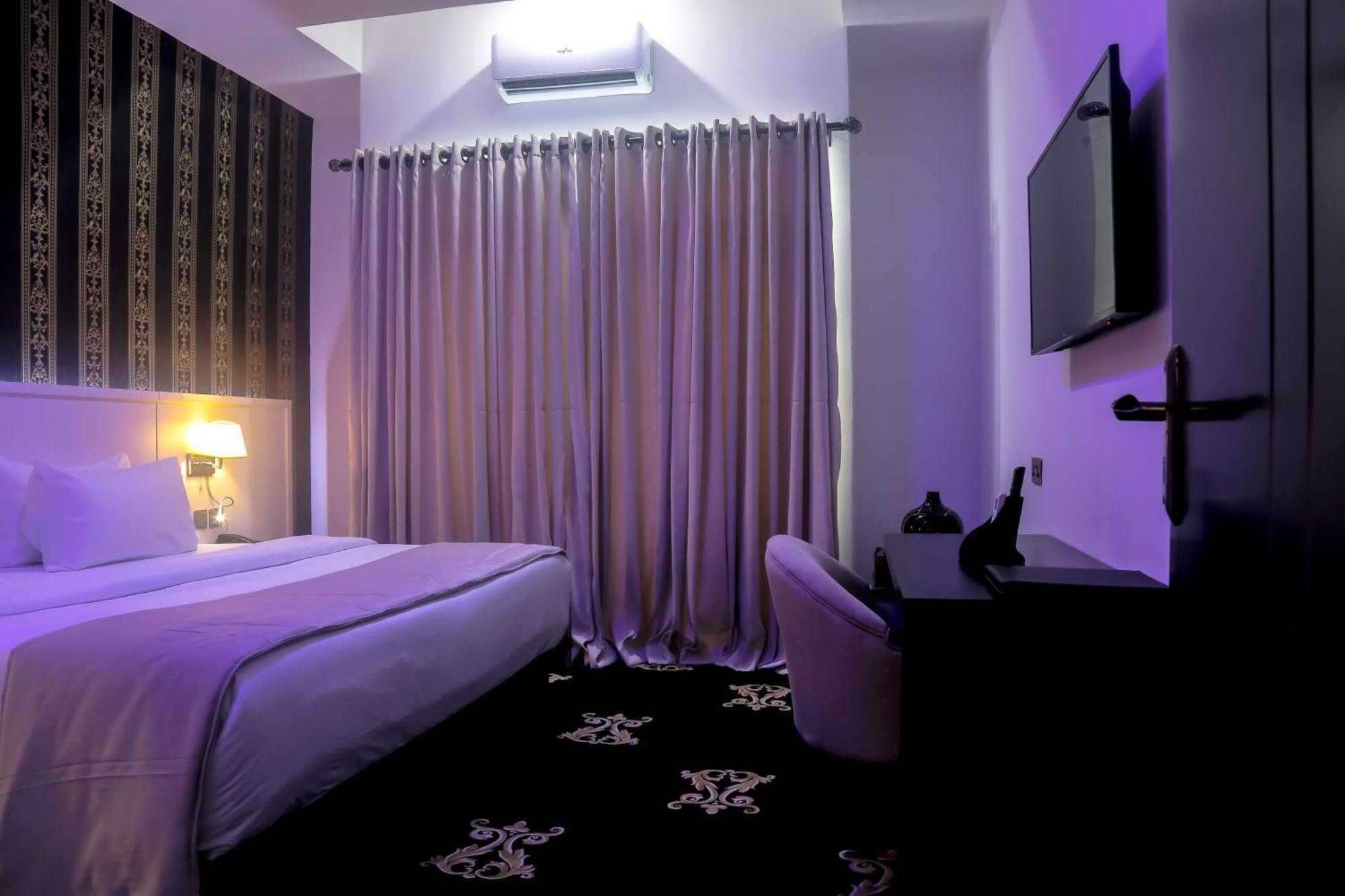 Bon Hotel Ikeja Residence Luaran gambar